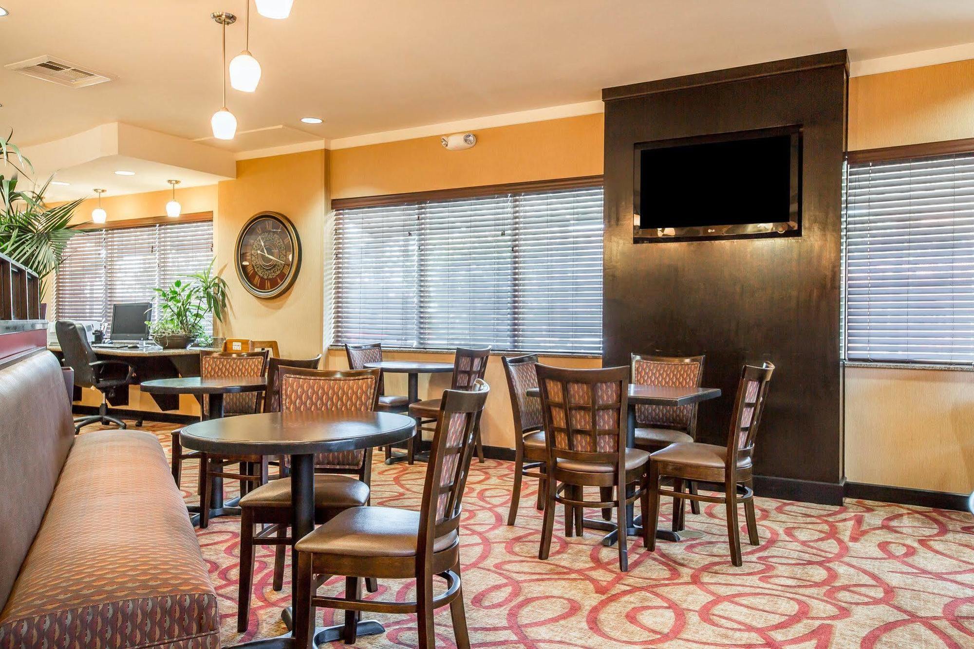 Comfort Suites Ontario Airport Convention Center Εξωτερικό φωτογραφία