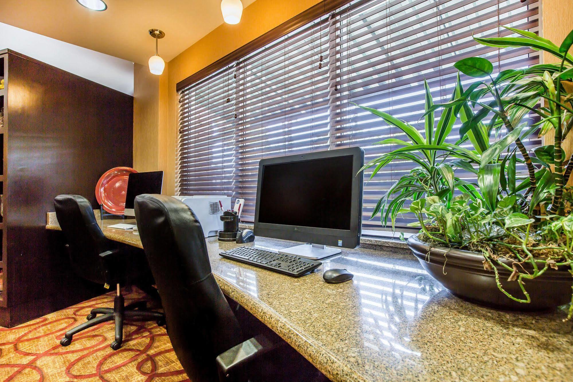Comfort Suites Ontario Airport Convention Center Εξωτερικό φωτογραφία